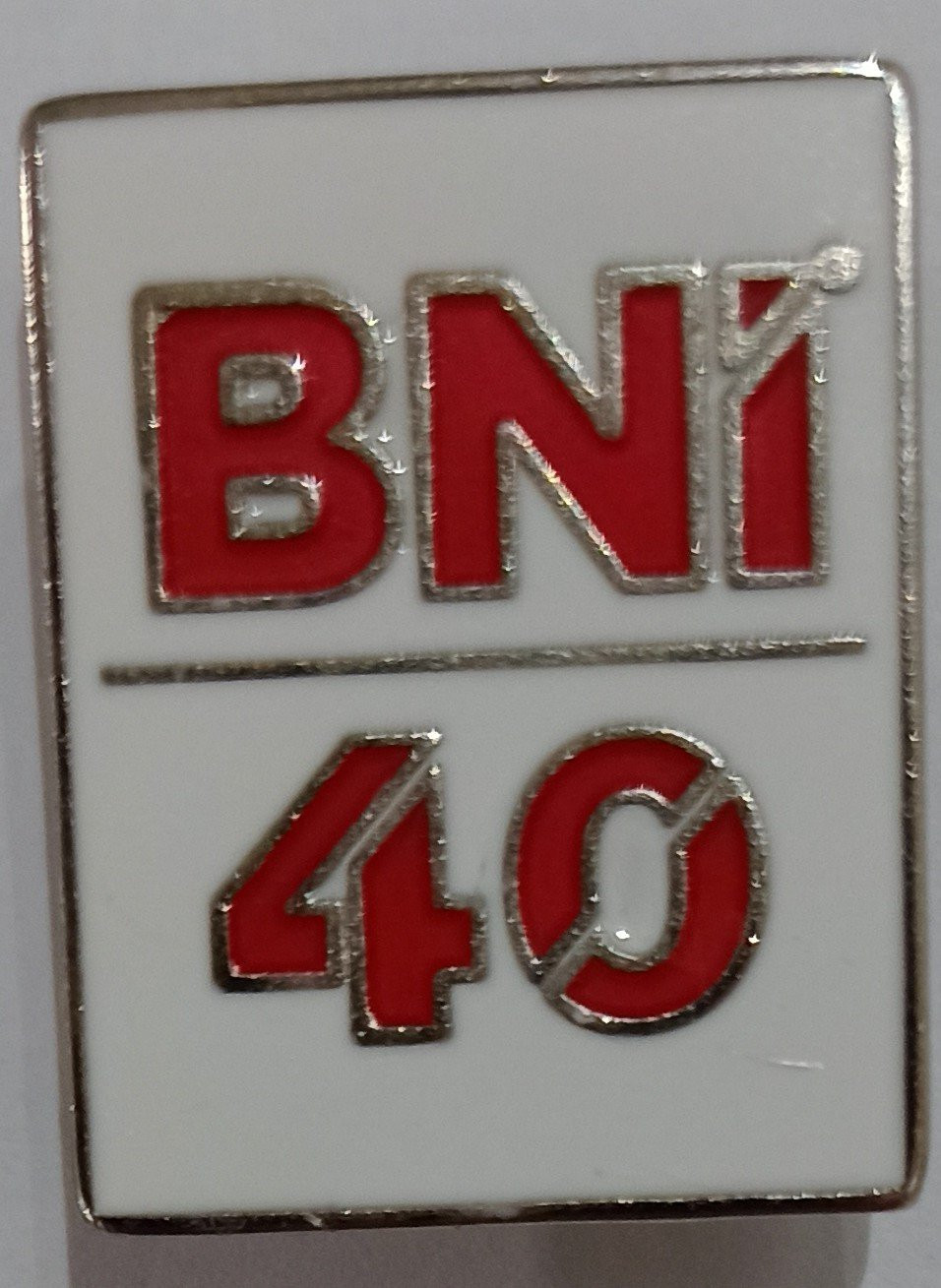 PIN 40 ANOS-BNI - COM ÍMÃ MAGNÉTICO